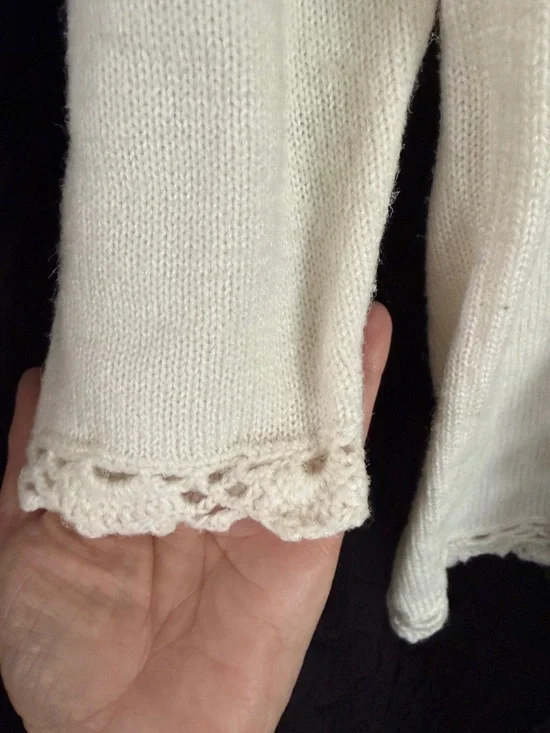 Vintage 80s/90s Koret Ivory Sweater 3D Floral Pearl Bead Embroidery Sz M - Picture 7 of 12